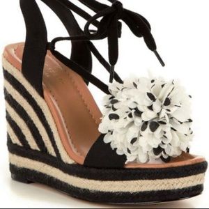 Kate spade daisy wedges